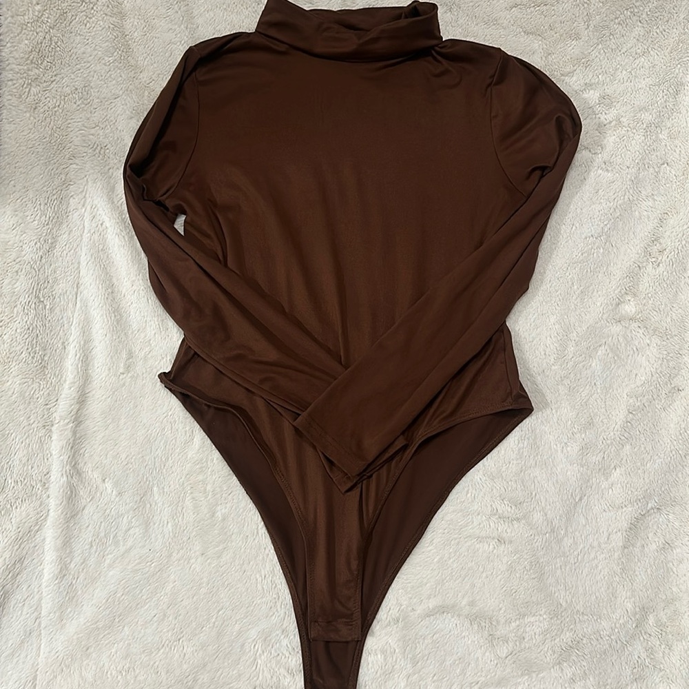 Brown bodysuit size large